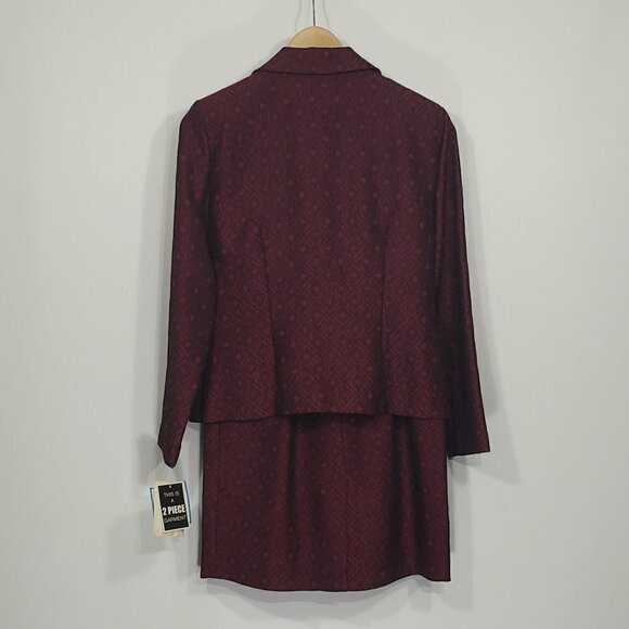 Vintage NWT Leslie Fay 2 Piece Purple Textured Suit Set Jacket & Skirt Sz 8P - Picture 2 of 6